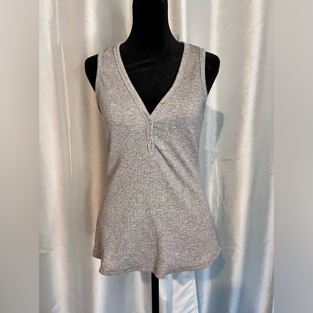 *NEVER WORN*** Gray tank top